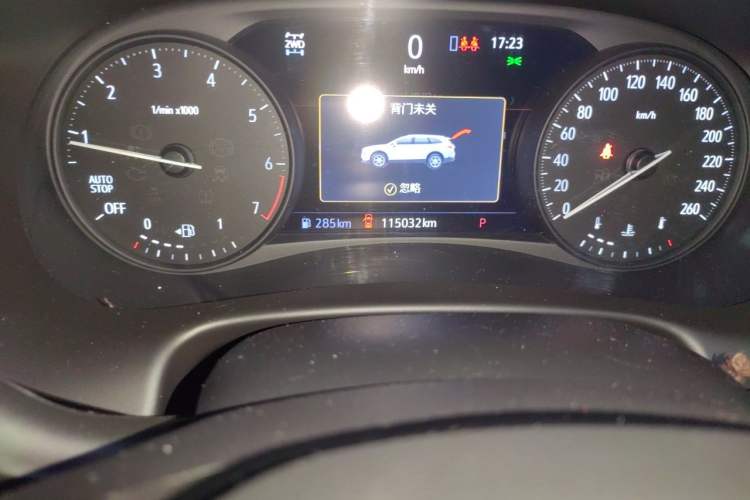 Used Buick Enclave 2020 28T Four-Wheel Drive Flagship Version Odometer Close Up