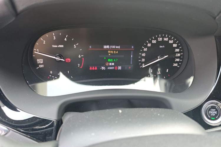 Used Buick Enclave 2020 28T Four-Wheel Drive Prestige Version Odometer Close Up