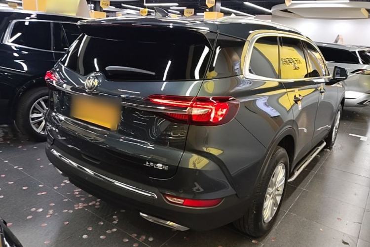 Used Buick Enclave 2020 28T Two-Wheel Drive Luxury Version Rear Right 45 Deg