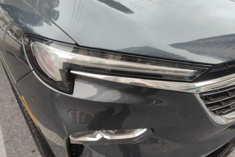 Used Buick Enclave 2020 28T Four-Wheel Drive Luxury Flagship Edition Right Front Headlight