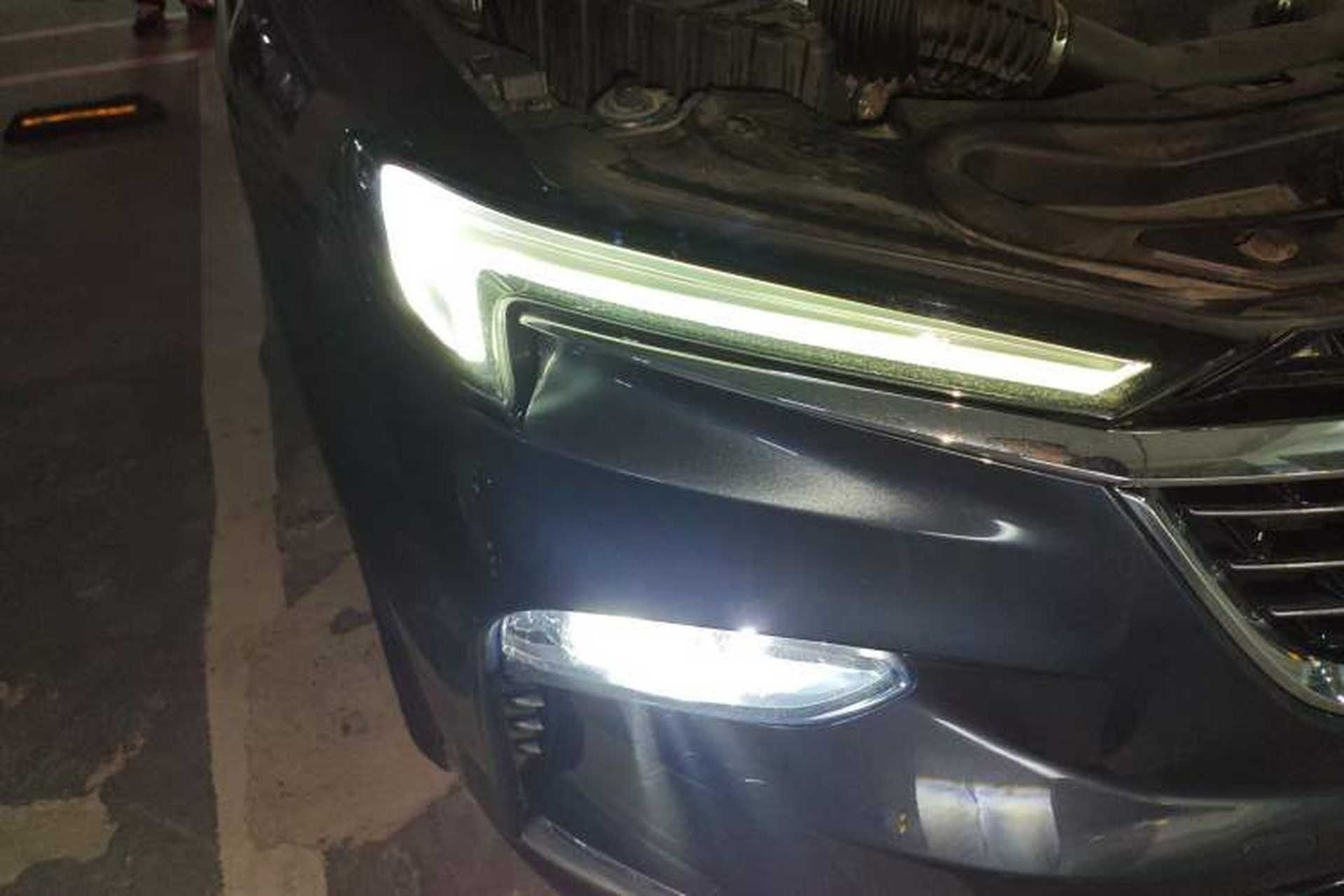 Used Buick Enclave 2020 28T Two-Wheel Drive Luxury Version Right Front Headlight