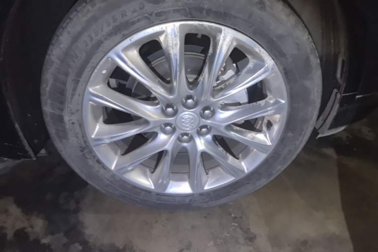 Used Buick Enclave 2020 28T Four-Wheel Drive Luxury Flagship Edition Right Front Wheel Hub