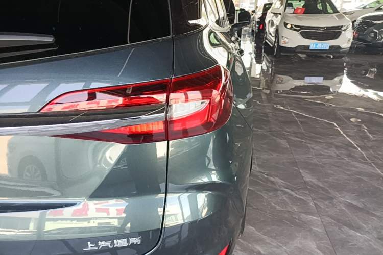 Used Buick Enclave 2020 28T Four-Wheel Drive Luxury Flagship Edition Right Rear Taillight