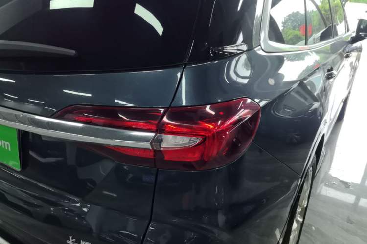 Used Buick Enclave 2020 28T Four-Wheel Drive Flagship Version Right Rear Taillight