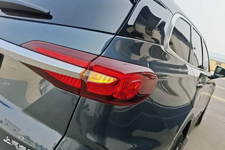 Used Buick Enclave 2020 28T Two-Wheel Drive Zhanqi Version Right Rear Taillight