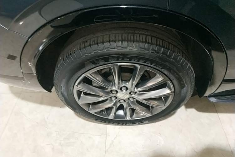 Used Buick Enclave 2020 28T Four-Wheel Drive Prestige Version Right Rear Wheel Hub