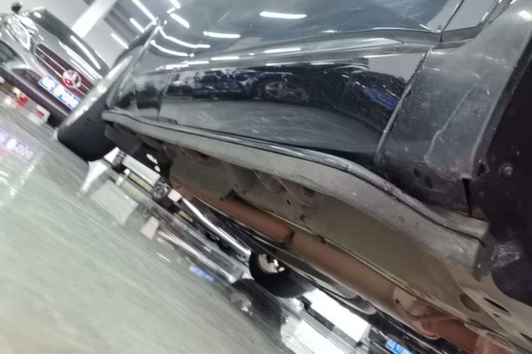 Used Buick Enclave 2020 28T Four-Wheel Drive Flagship Version Right Side Sill