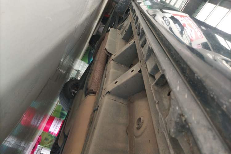 Used Buick Enclave 2020 28T Four-Wheel Drive Prestige Version Right Side Sill