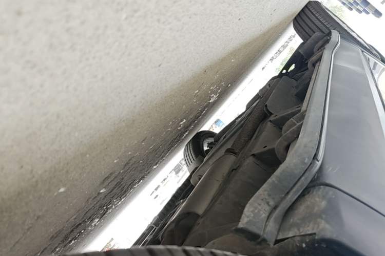 Used Buick Enclave 2020 28T Two-Wheel Drive Zhanqi Version Right Side Sill