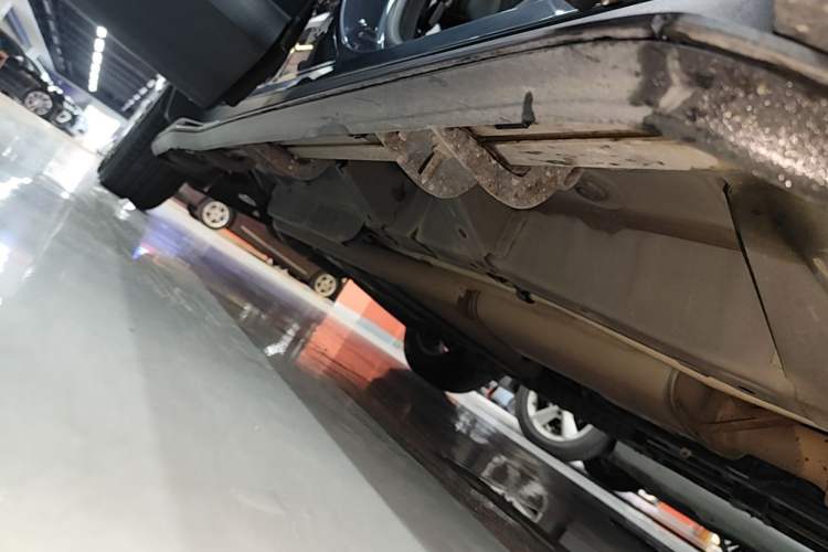 Used Buick Enclave 2020 28T Two-Wheel Drive Luxury Version Right Side Sill