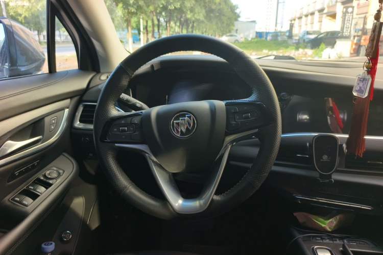 Used Buick Enclave 2020 28T Two-Wheel Drive Prestige Version Steering Wheel