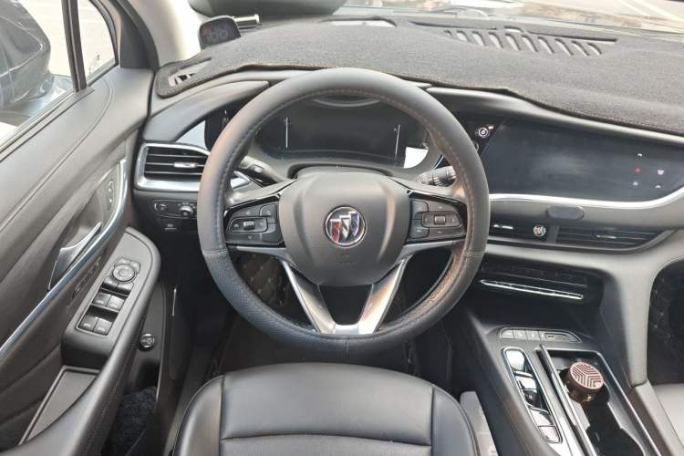 Used Buick Enclave 2020 28T Four-Wheel Drive Prestige Version Steering Wheel