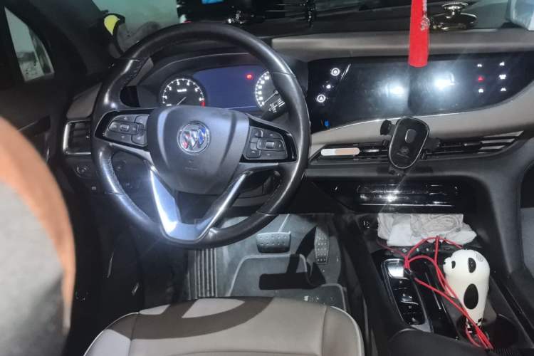 Used Buick Enclave 2020 28T Four-Wheel Drive Luxury Flagship Edition Steering Wheel