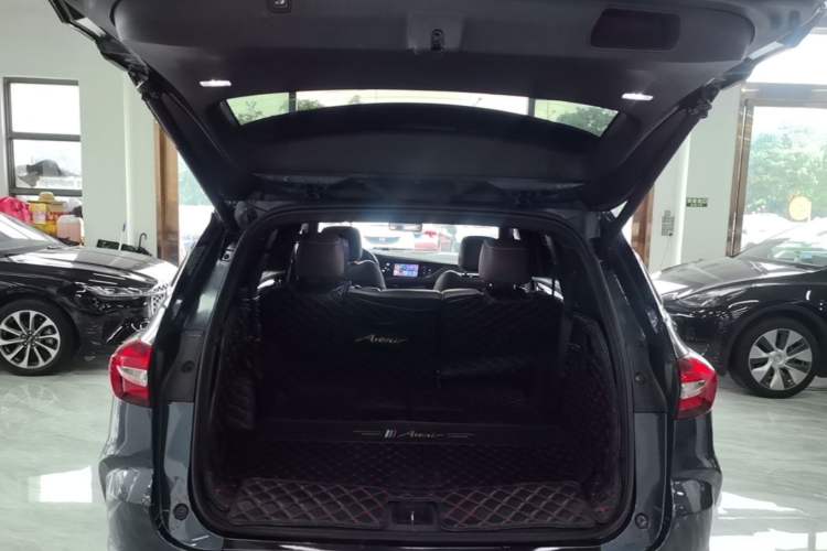 Used Buick Enclave 2020 28T Four-Wheel Drive Flagship Version Trunk