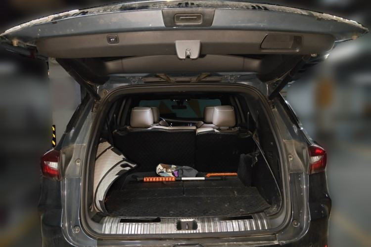 Used Buick Enclave 2020 28T Four-Wheel Drive Luxury Flagship Edition Trunk