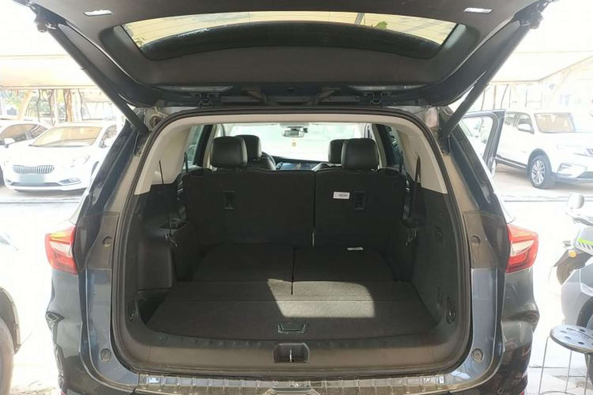 Used Buick Enclave 2020 28T Four-Wheel Drive Prestige Version Trunk