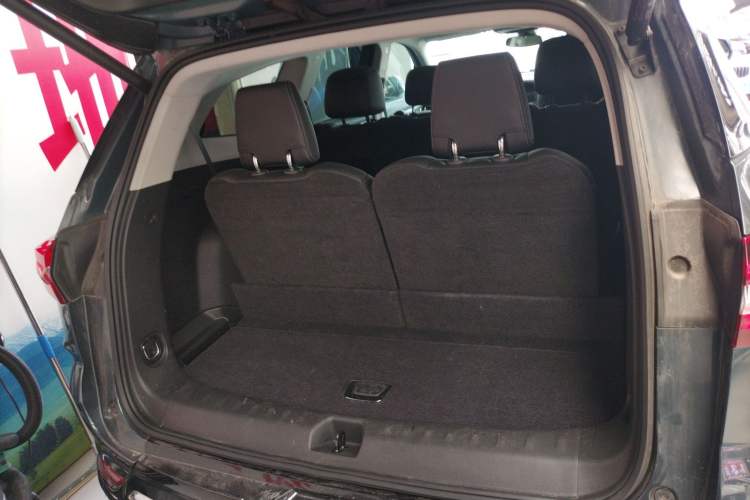 Used Buick Enclave 2020 28T Four-Wheel Drive Prestige Version Trunk