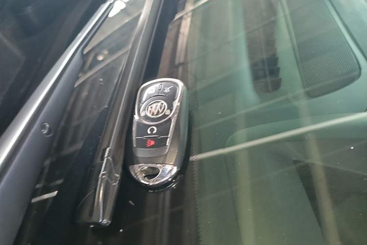 Used Buick Enclave 2020 28T Four-Wheel Drive Luxury Flagship Edition Vehicle Key