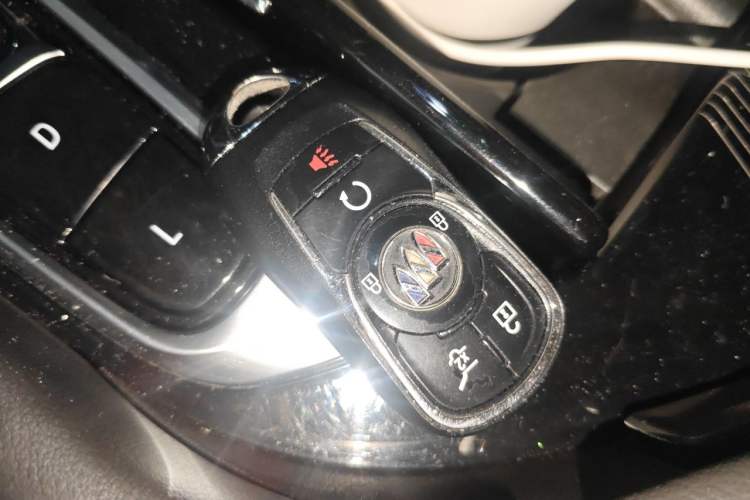 Used Buick Enclave 2020 28T Four-Wheel Drive Luxury Flagship Edition Vehicle Key