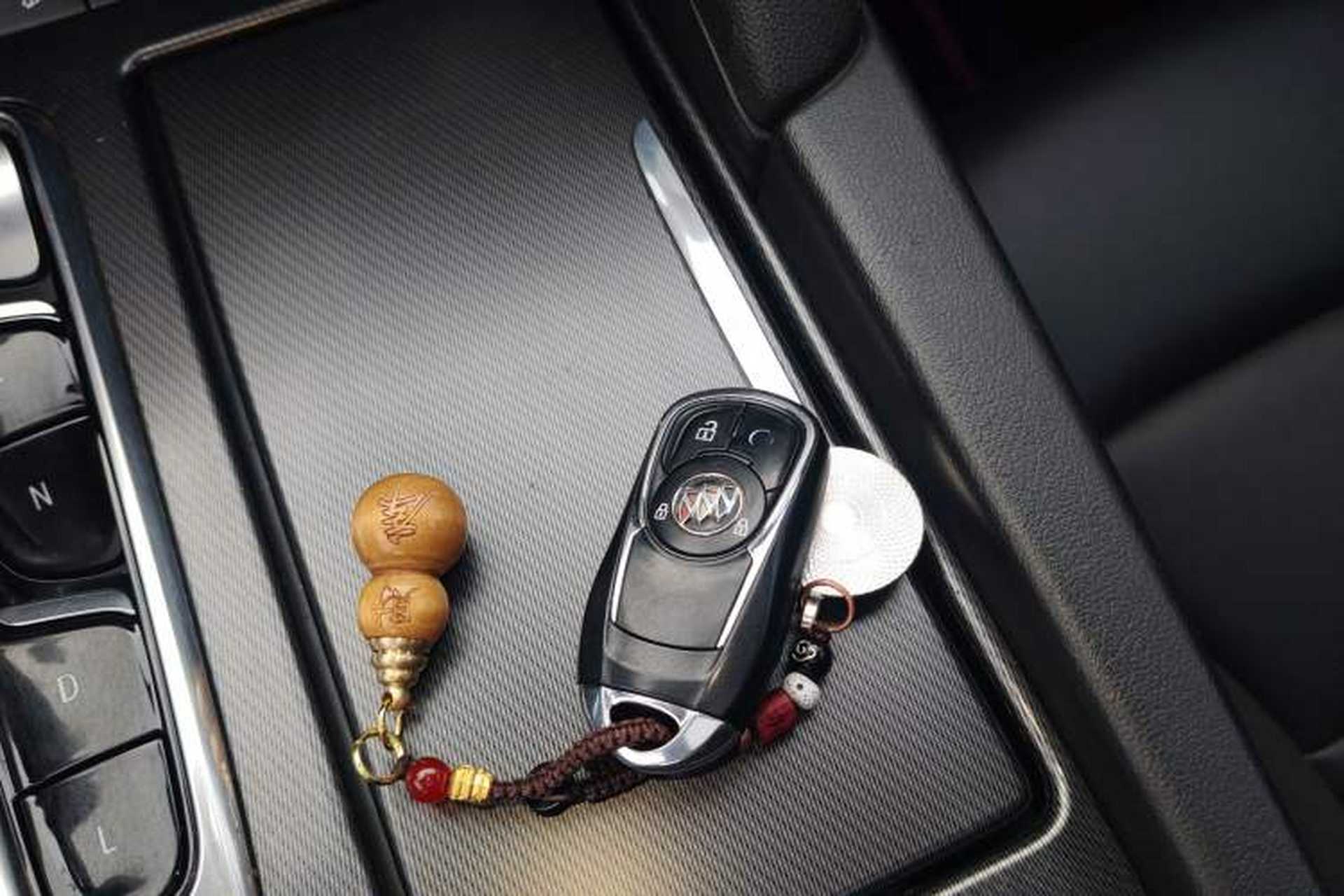 Used Buick Enclave 2020 28T Two-Wheel Drive Zhanqi Version Vehicle Key