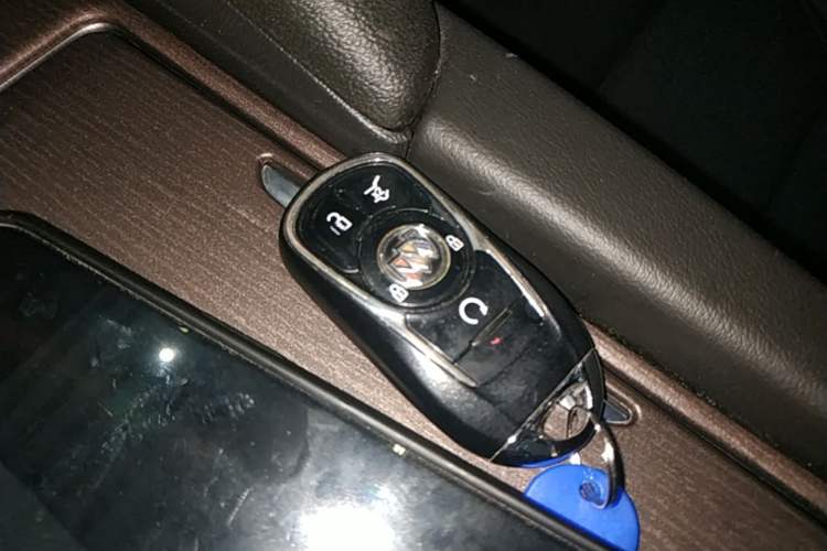 Used Buick Enclave 2020 28T Four-Wheel Drive Prestige Version Vehicle Key