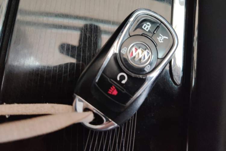 Used Buick Enclave 2020 28T Four-Wheel Drive Luxury Flagship Edition Vehicle Key