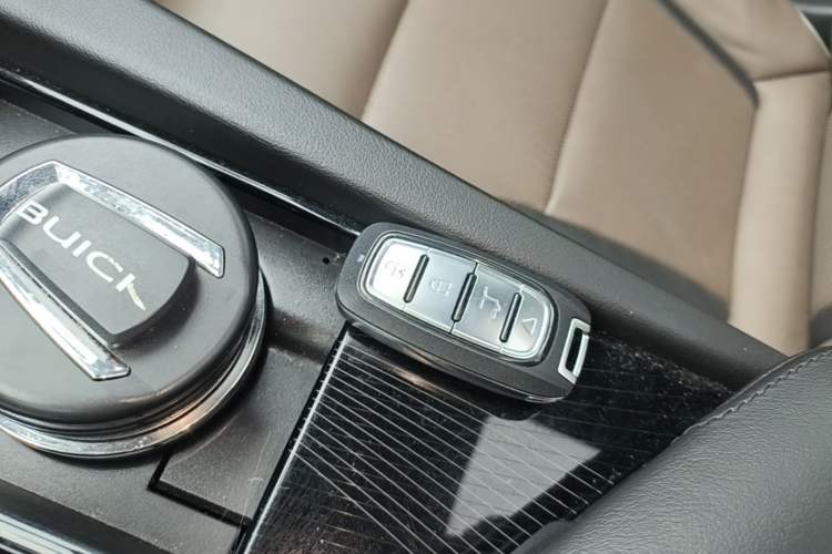Used Buick Enclave 2020 28T Four-Wheel Drive Luxury Flagship Edition Vehicle Key