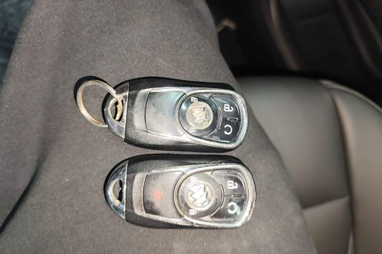 Used Buick Enclave 2020 28T Two-Wheel Drive Luxury Version Vehicle Key