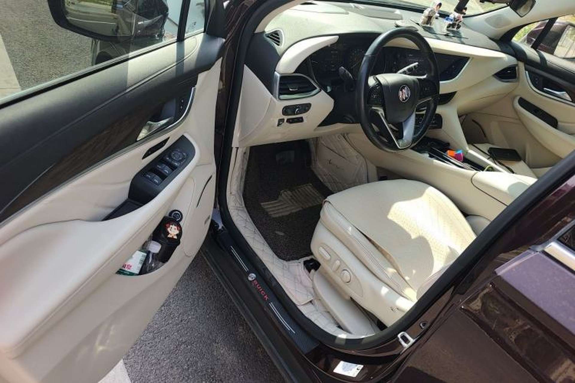 Used Buick Enclave 2020 28T All-Wheel Drive Avenir Driver Seat