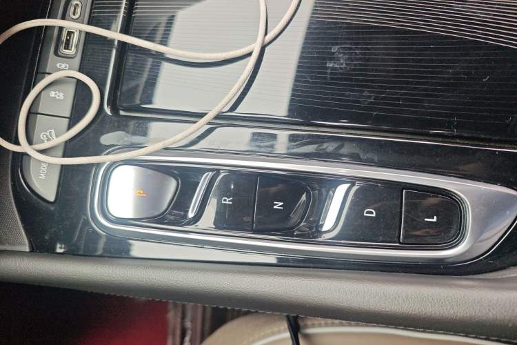 Used Buick Enclave 2020 28T Four-Wheel Drive Luxury Flagship Edition Gear Lever