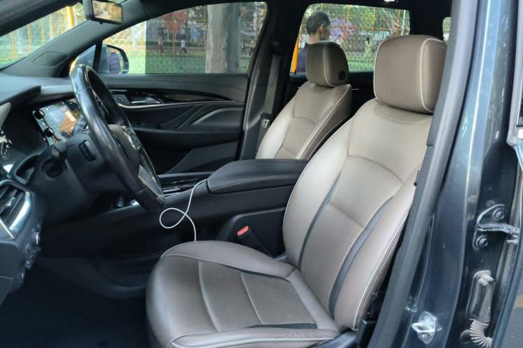 Used Buick Enclave 2020 28T Four-Wheel Drive Luxury Flagship Edition Left Front Seat