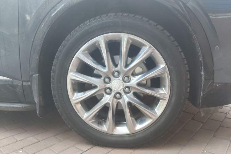 Used Buick Enclave 2020 28T Four-Wheel Drive Luxury Flagship Edition Right Front Wheel Hub
