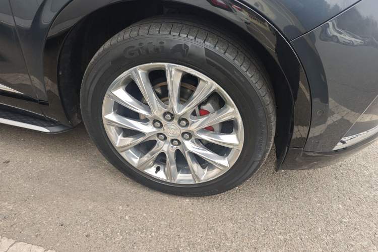 Used Buick Enclave 2020 28T Four-Wheel Drive Luxury Flagship Edition Right Front Wheel Hub