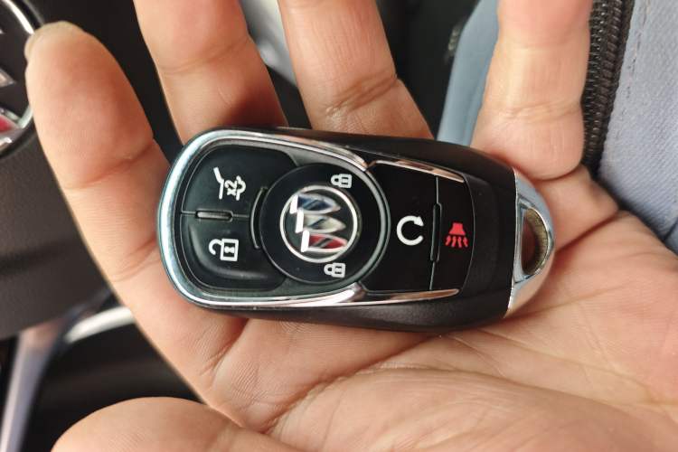 Used Buick Enclave 2020 28T Four-Wheel Drive Luxury Flagship Edition Vehicle Key
