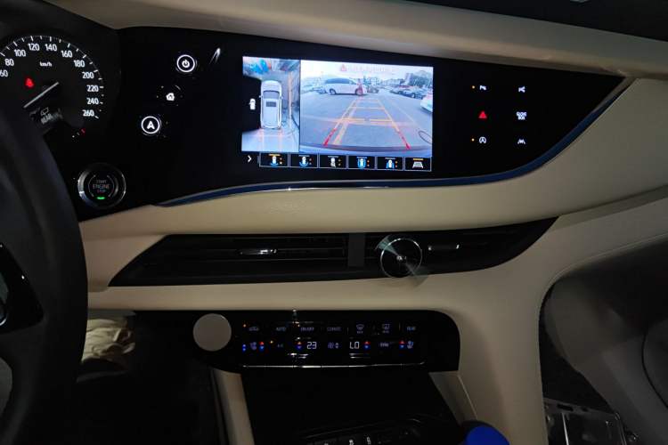 Used Buick Enclave 2020 28T All-Wheel Drive Avenir Audio And AC Panel