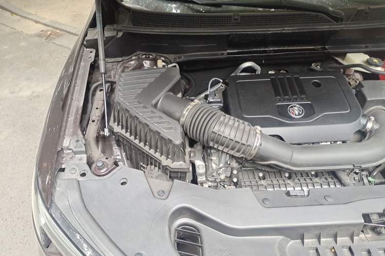 Used Buick Enclave 2020 28T All-Wheel Drive Avenir Engine Bay Right