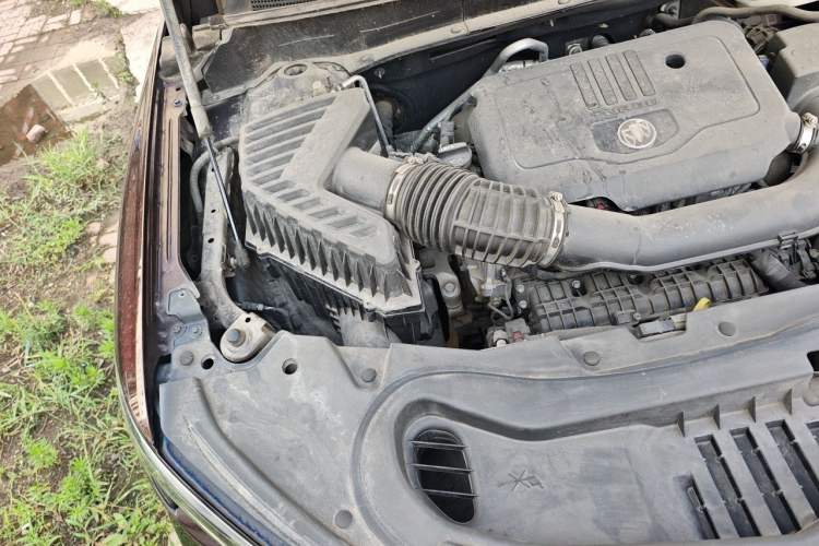 Used Buick Enclave 2020 28T All-Wheel Drive Avenir Engine Bay Right