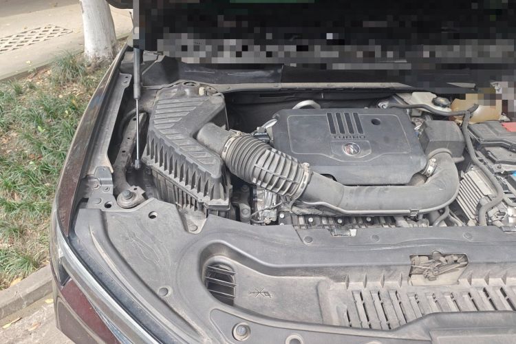 Used Buick Enclave 2020 28T All-Wheel Drive Avenir Engine Bay Right