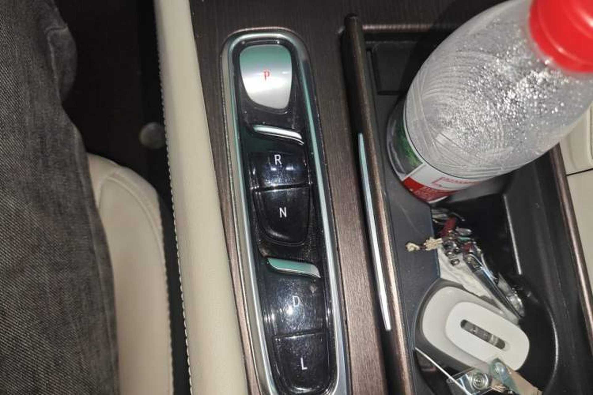 Used Buick Enclave 2020 28T All-Wheel Drive Avenir Gear Lever