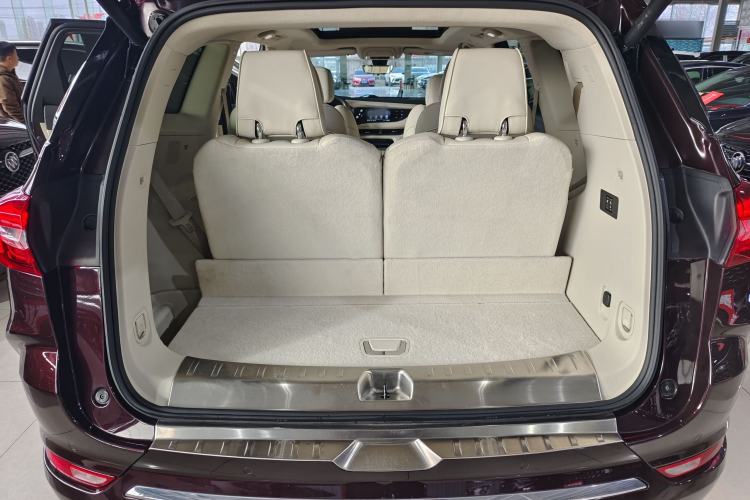 Used Buick Enclave 2020 28T All-Wheel Drive Avenir Interior 10