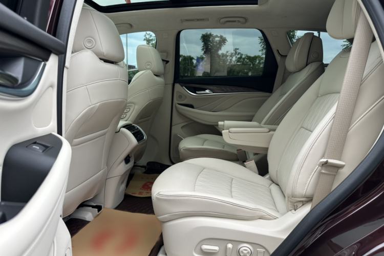 Used Buick Enclave 2020 28T All-Wheel Drive Avenir Interior 8