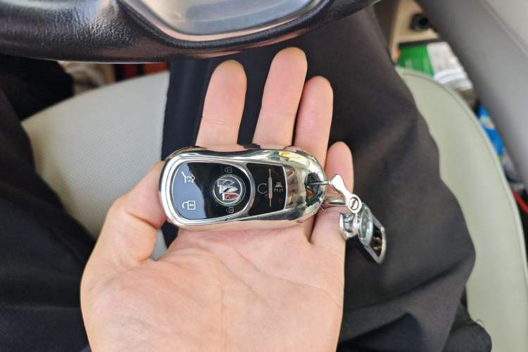 Used Buick Enclave 2020 28T All-Wheel Drive Avenir Vehicle Key