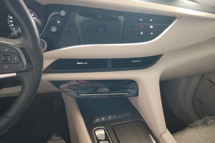 Used Buick Enclave 2020 28T All-Wheel Drive Avenir Audio And AC Panel