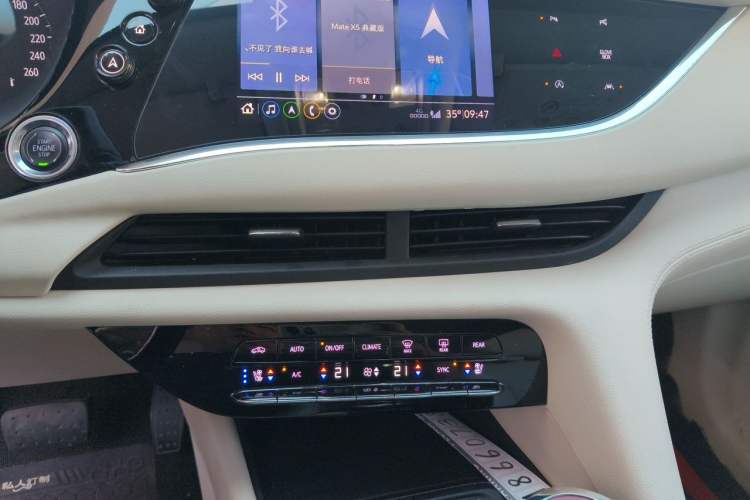 Used Buick Enclave 2020 28T All-Wheel Drive Avenir Audio And AC Panel