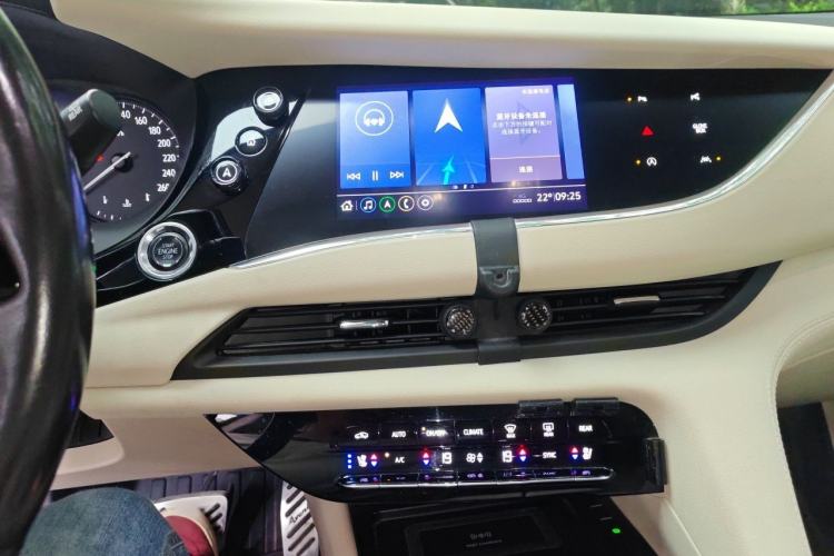 Used Buick Enclave 2020 28T All-Wheel Drive Avenir Audio And AC Panel