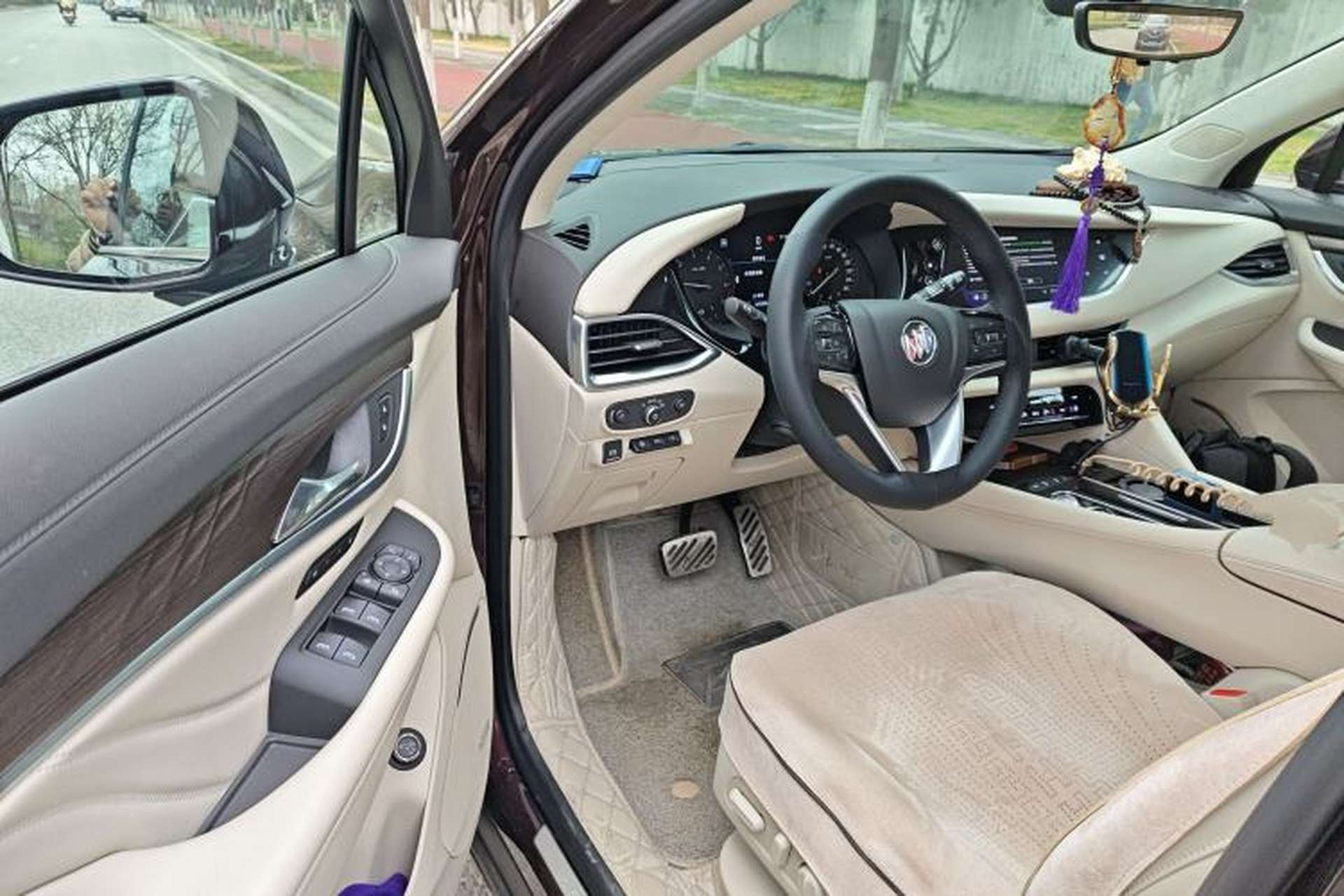 Used Buick Enclave 2020 28T All-Wheel Drive Avenir Driver Seat