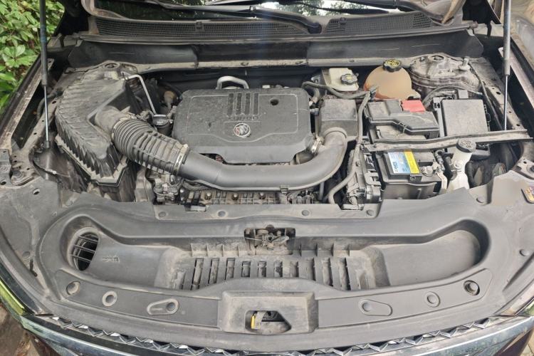 Used Buick Enclave 2020 28T All-Wheel Drive Avenir Engine Bay