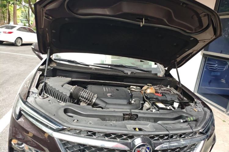 Used Buick Enclave 2020 28T All-Wheel Drive Avenir Engine Bay