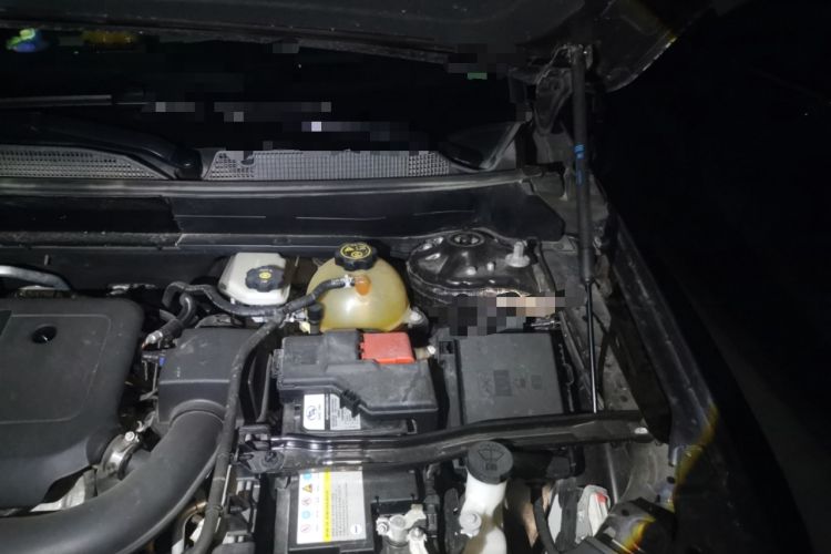 Used Buick Enclave 2020 28T All-Wheel Drive Avenir Engine Bay Left