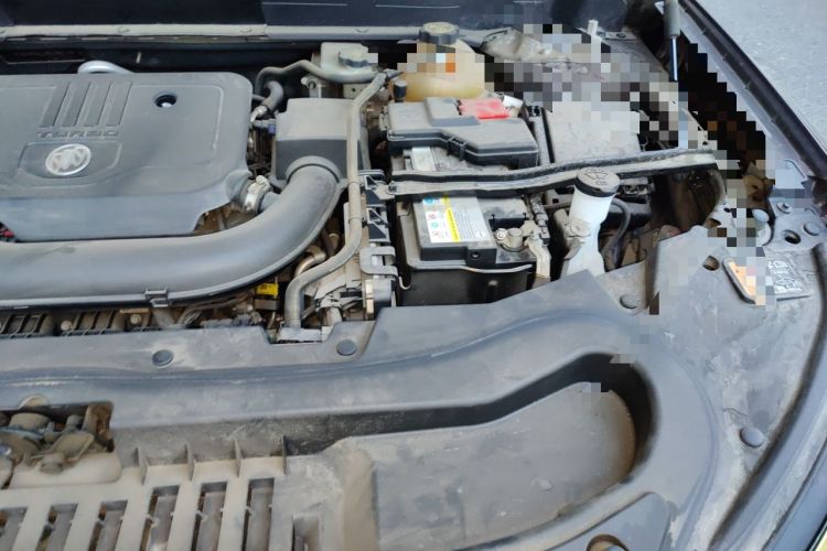 Used Buick Enclave 2020 28T All-Wheel Drive Avenir Engine Bay Left